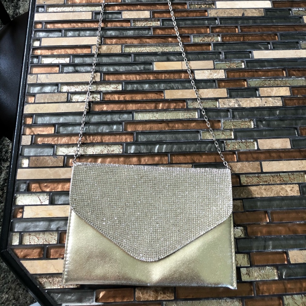 Diamond clutch